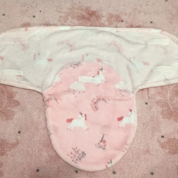 Swaddle - Picture 3 of 3